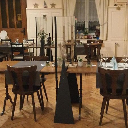 Hotel Restaurant Raben Linthal エクステリア 写真